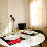 Augustins Fountain Studio Cosy Aix Centre Historique A 3 Minutes De Cours Mirabeau -Wifi-Smart Tv-Rue Calme